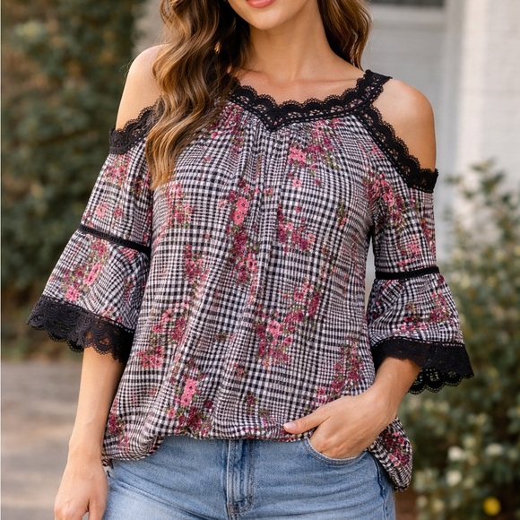 Arizona Jean Company Tops - Arizona Jean Company Black and Pink Checkered Blouse